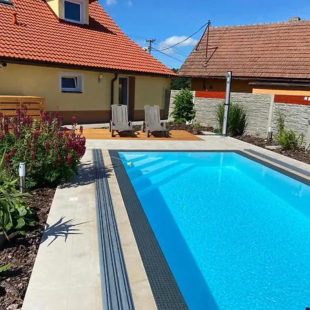Apartamento Ve Starém Dvoře