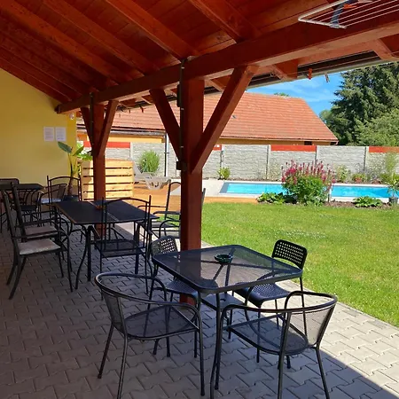 Apartment Ve Starem Dvore Tremosnice