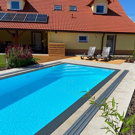 Apartamento Ve Starém Dvoře